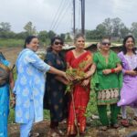 अंसल टाउन के रहवासियों ने किया वृक्षारोपण