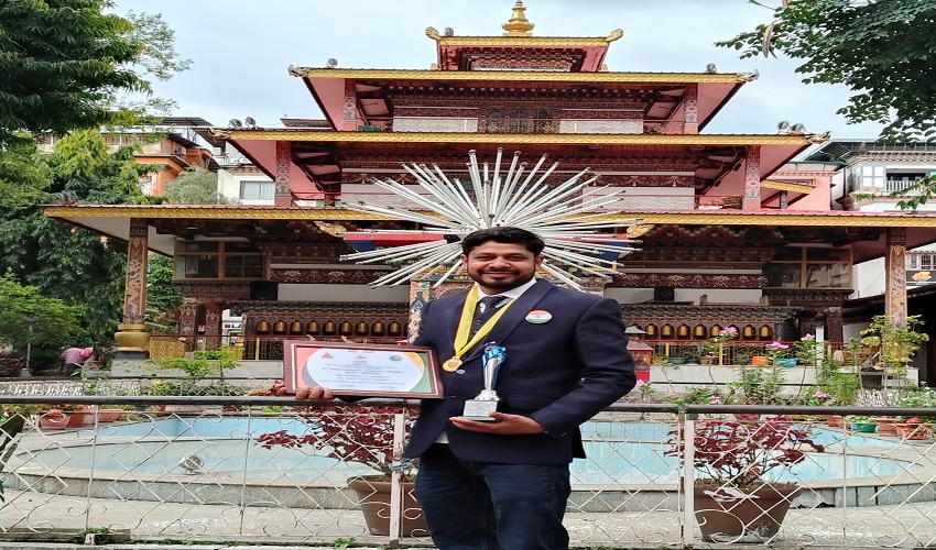 Indore 's sunil thakur honoured with international awards in bhutan